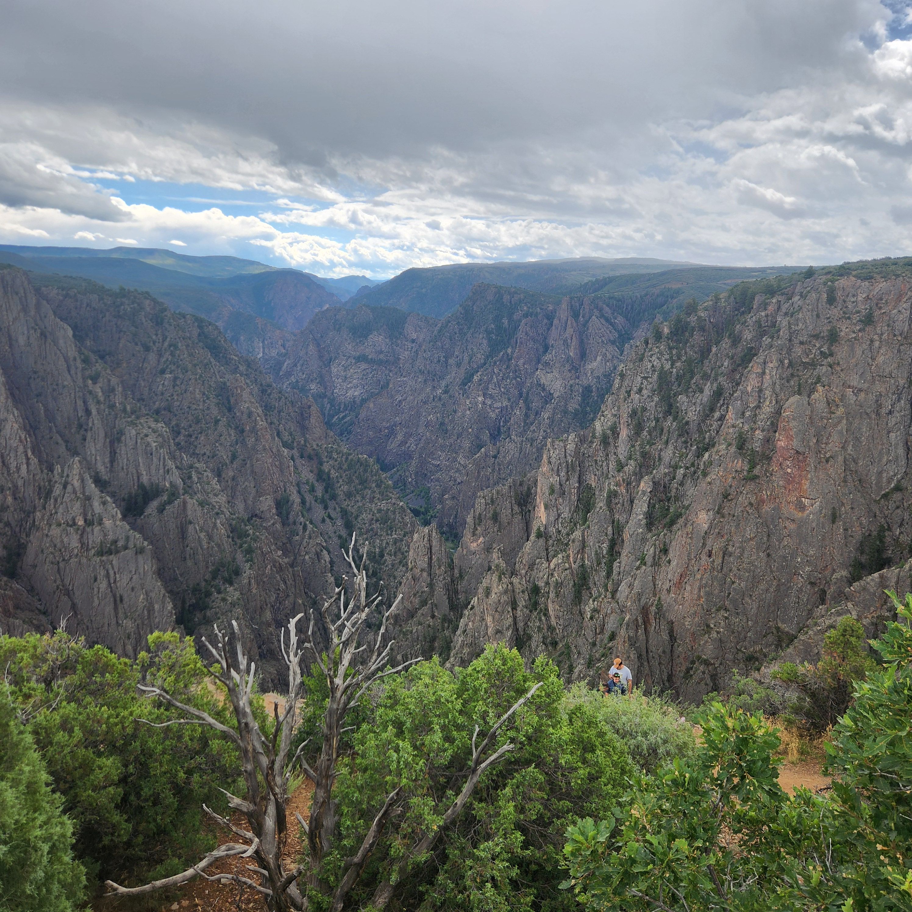 Exploring Black Canyon of the Gunnison National Park – 33andfree
